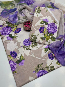 ⁠Digital printed all over design
- Monar zari Lining Dupata fabric digital print